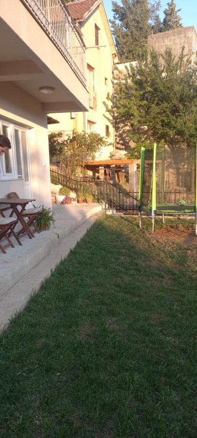 Bojan Apartment Igalo Exterior photo