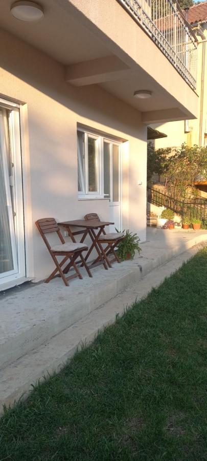 Bojan Apartment Igalo Exterior photo